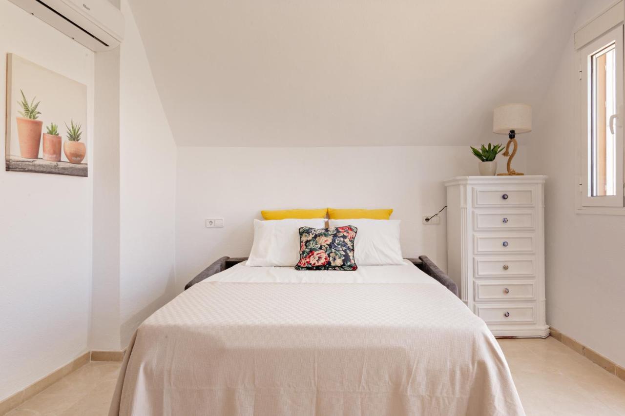 Fresh Penthouse Apartment With Great Sea Views Casares Esterno foto