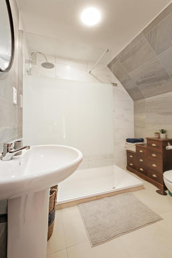 Fresh Penthouse Apartment With Great Sea Views Casares Esterno foto